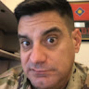 Meet your Posher, Luis